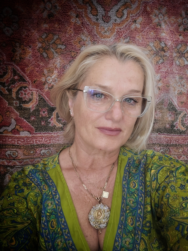 30BudapestFashionWeek 202511 BakosSzelKata 00