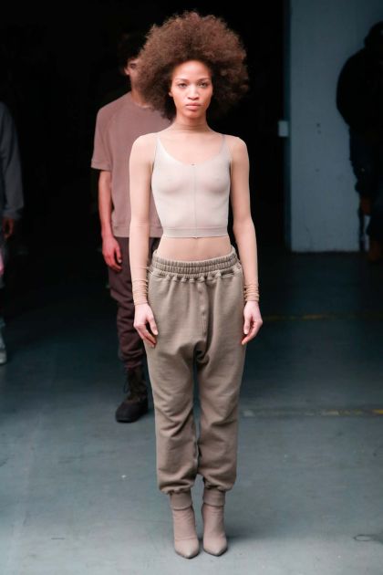 NoiDivatMagazin Sportruhazat 20150115 KanyeWest adidas