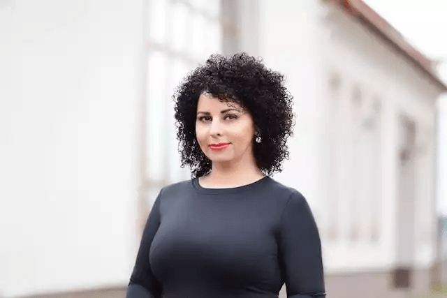 PetiteAnitaJanik 4 1