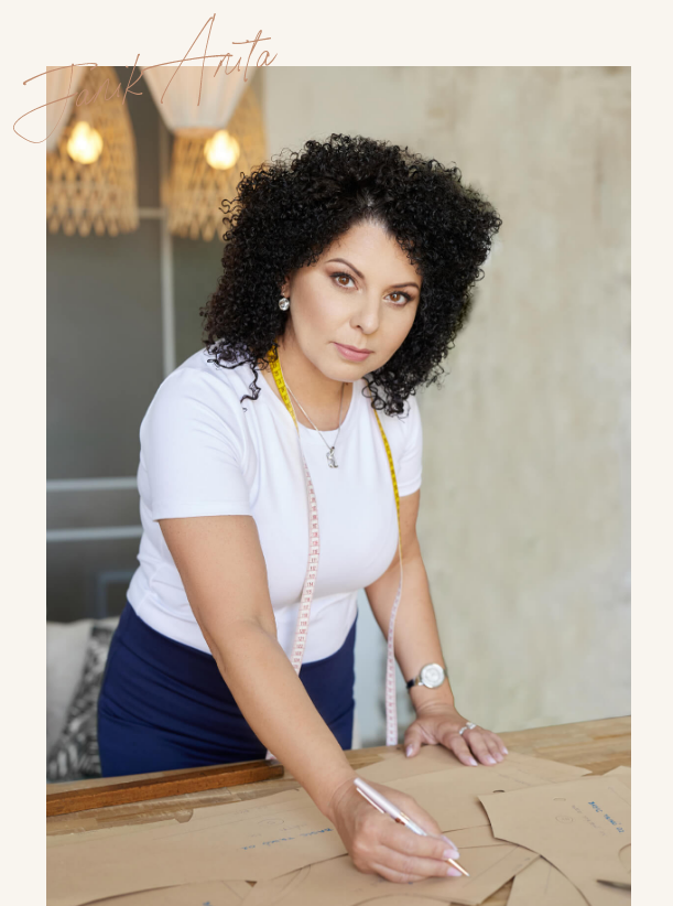 PetiteAnitaJanik 4 11