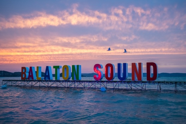 BalatonSound BalatonSound felirat